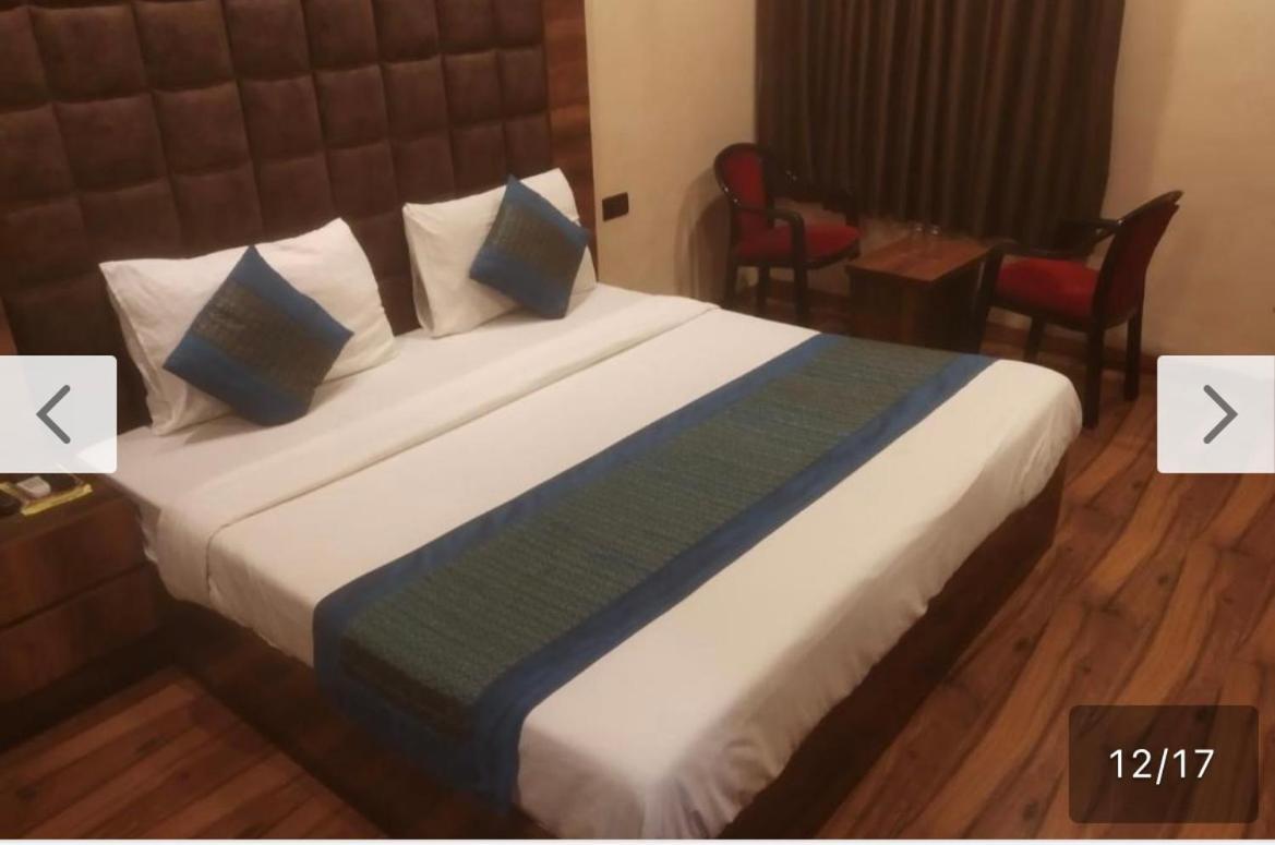 Hotel Star Palace - Near Karol Bagh Metro Delhi Kültér fotó