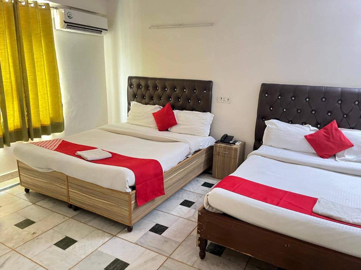 Hotel Star Palace - Near Karol Bagh Metro Delhi Kültér fotó