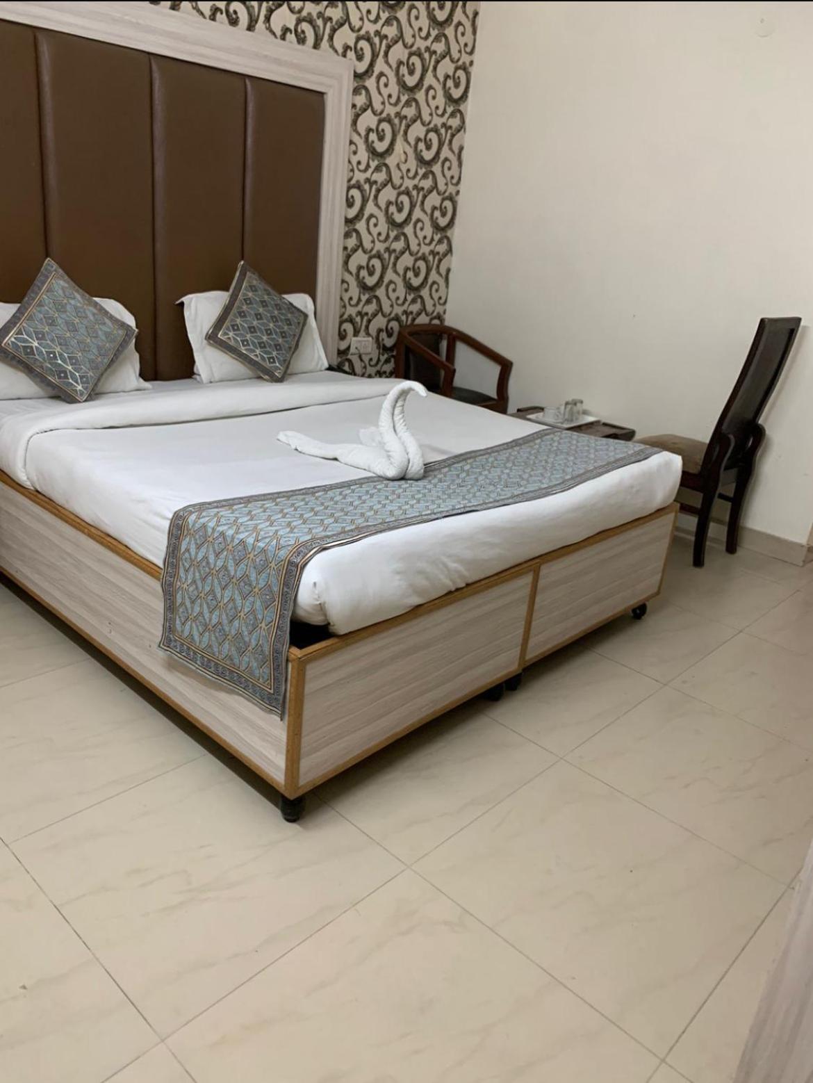 Hotel Star Palace - Near Karol Bagh Metro Delhi Kültér fotó